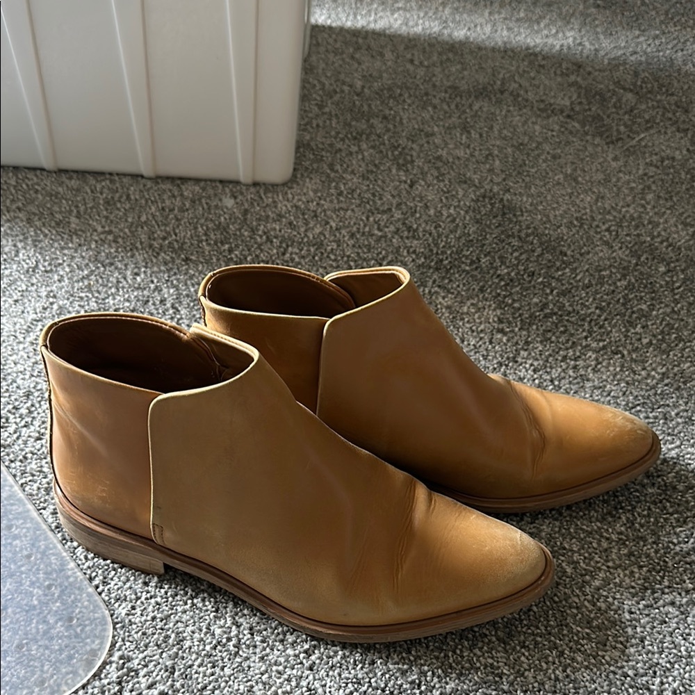 Everlane Modern ankle boot